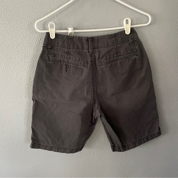Old Navy Faded Black Charcoal Chino Shorts Men’s Size 29” - Picture 2 of 4
